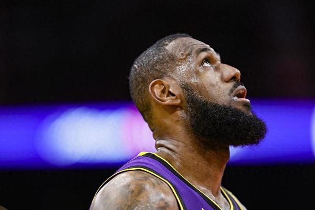 HoopsHype发布NBA历史最佳30球员榜单